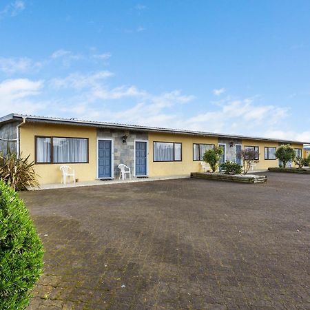 Coachman'S Lodge Motel Whanganui Exterior photo